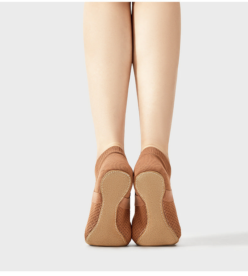 Comfortable knit dance shoes for yoga, Pilates and gymnastics
