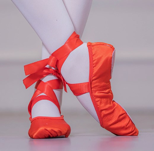 Non-slip soft sole ballet practice shoes