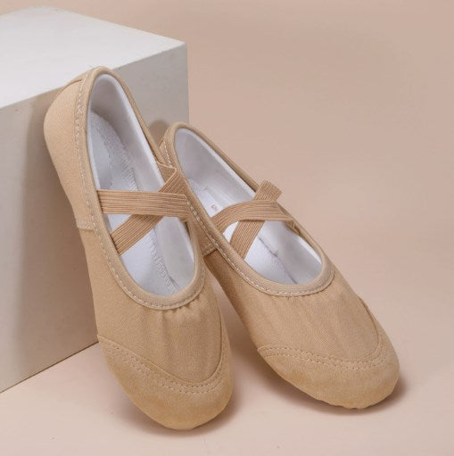 Breathable lightweight flexible dance shoes for ballet 