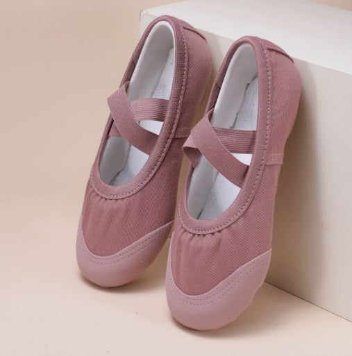 Beginner friendly non-rubbing ballet shoes