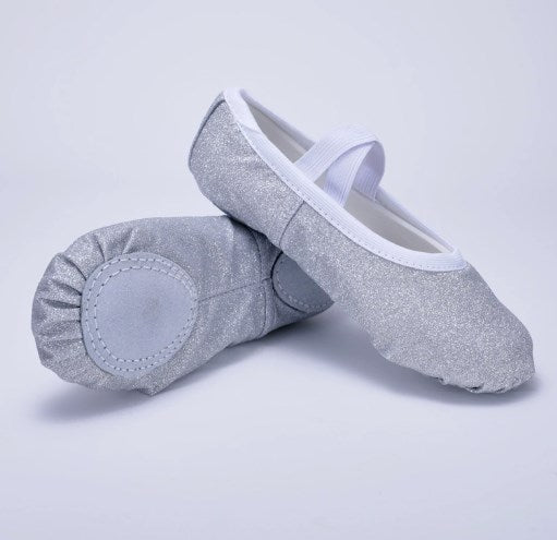 Comfortable breathable ballet shoes for dancers