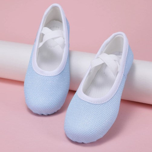 Slip-on design kids ballet performance shoes