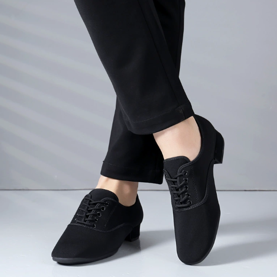 Men's Black Oxford Cloth Latin & Ballroom Dance Shoes for Waltz Tango Samba & Social Dancing M05