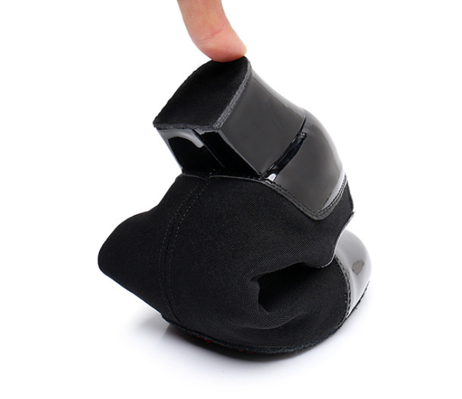 Men's Latin dance shoes with ultra-soft sole