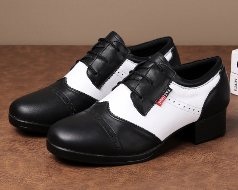 Comfortable men's dance shoes with supportive heel for long dance practice