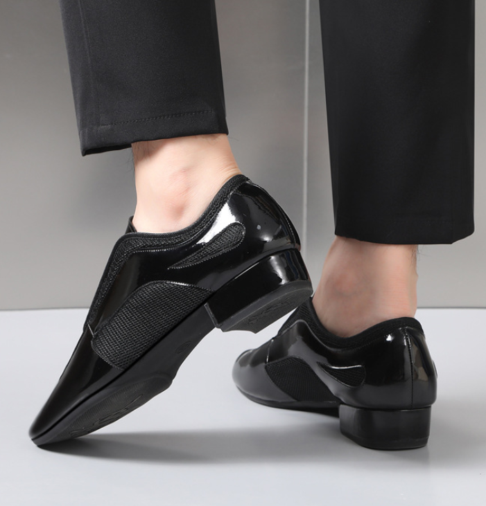 Durable non-slip men's shoes for ballroom and square dancing