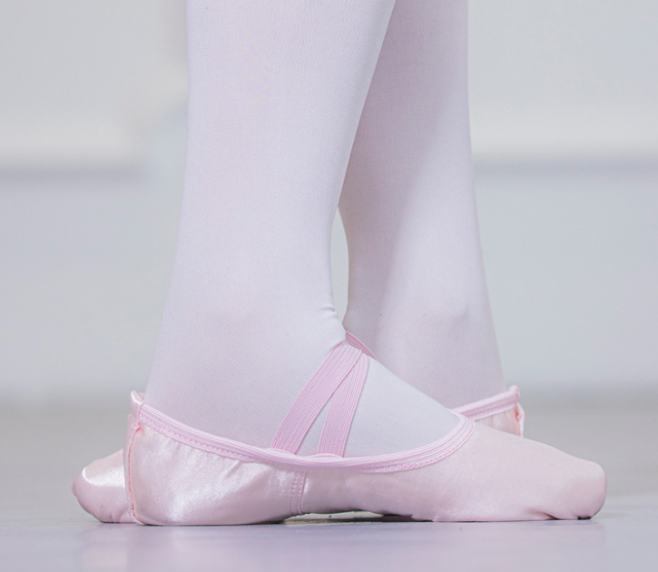 Stretchy durable soft ballet flats for daily dance