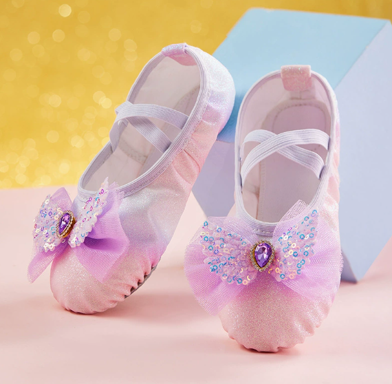 Elastic fitted dance slippers for kids ballet