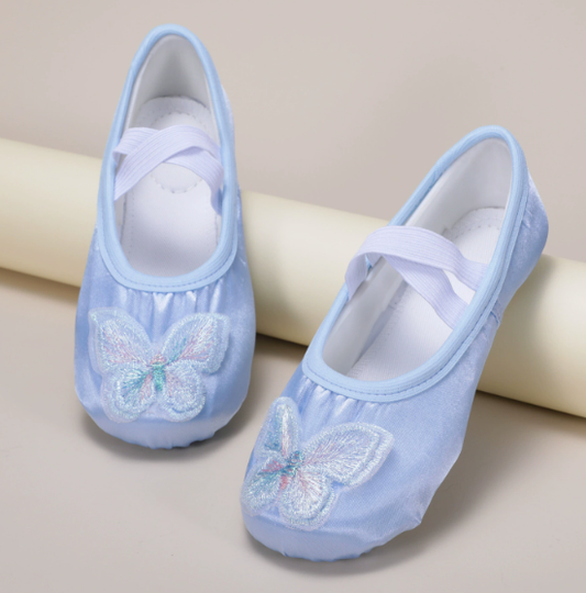 Kids lightweight flexible dance slippers for daily practice and performance