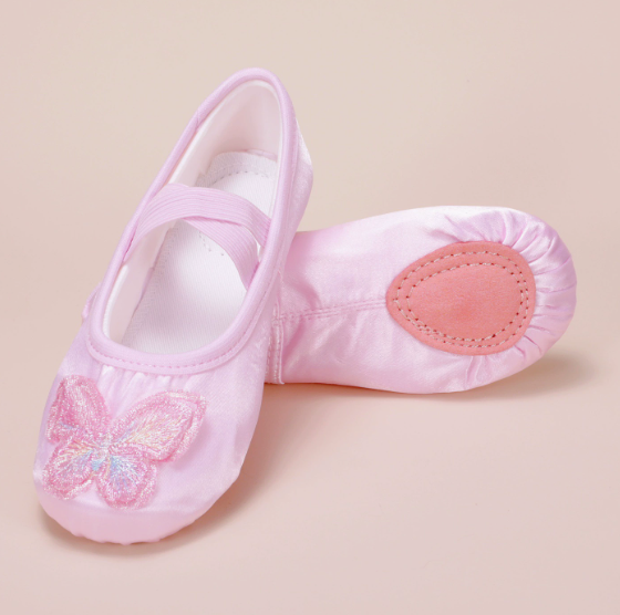 Breathable skin-friendly kids dance slippers 